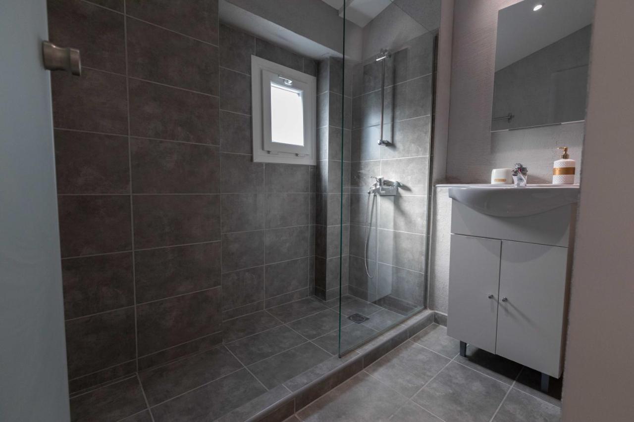 Athenian Port Luxury 2/piraeus Riviera